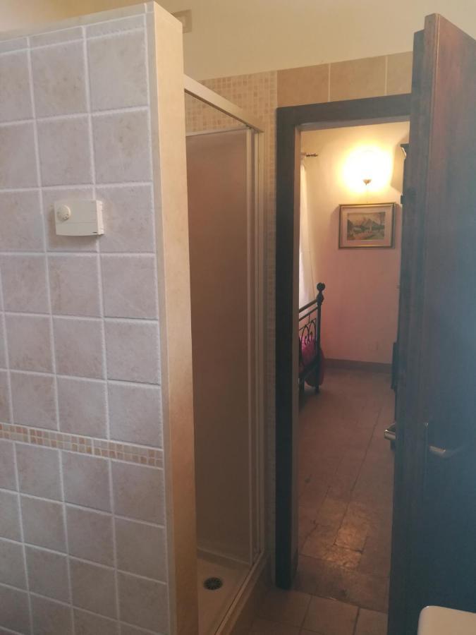 Camera Matrimoniale con Bagno Privato